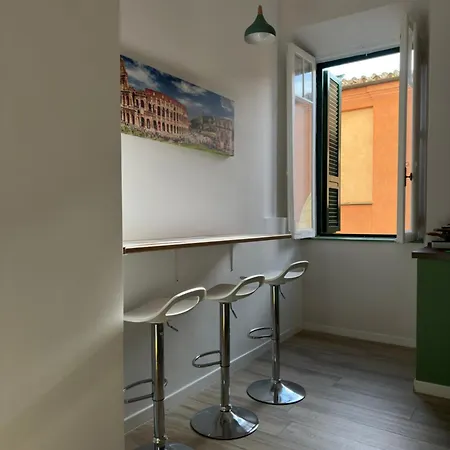 Апартаменты Colosseo House *